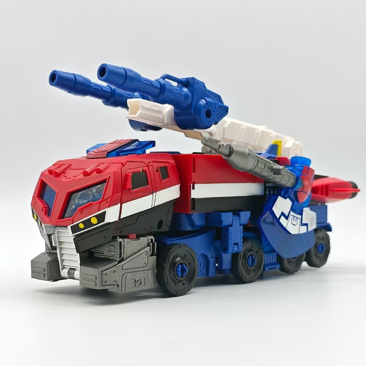 Baiwei | TW-1036 | G1 Optimus Prime