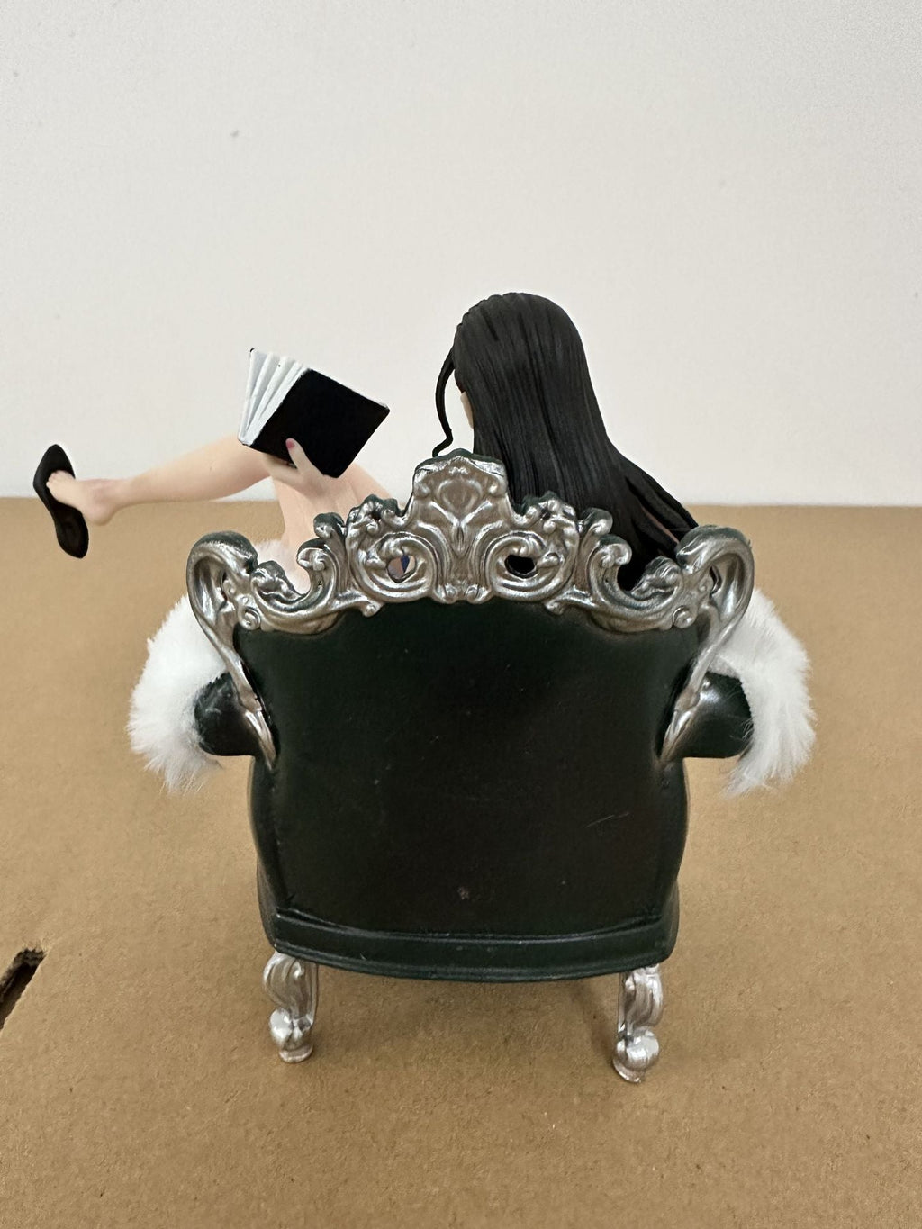 Nico Robin Sofa Ver. Studio Rep | One Piece