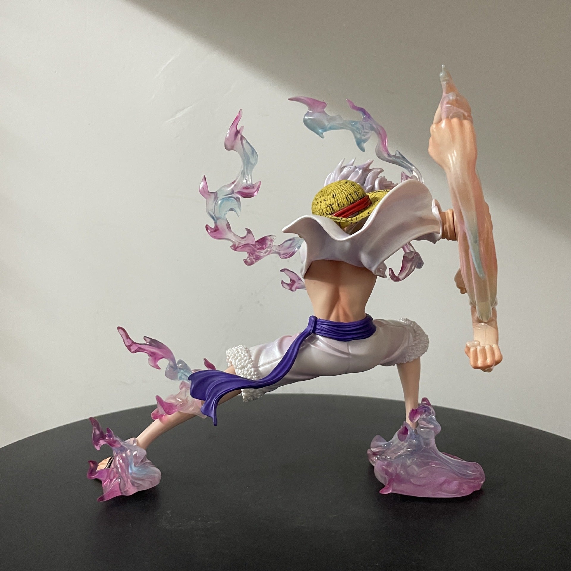 Luffy: Gear 5 Whirlwind Freedom – One Piece