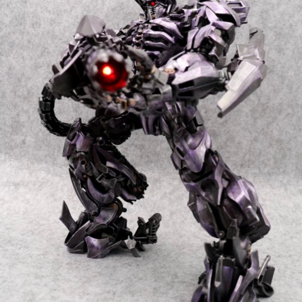 ZS-01 Shockwave 35cm Masterpiece Transformer Figure Ver. | Transformers