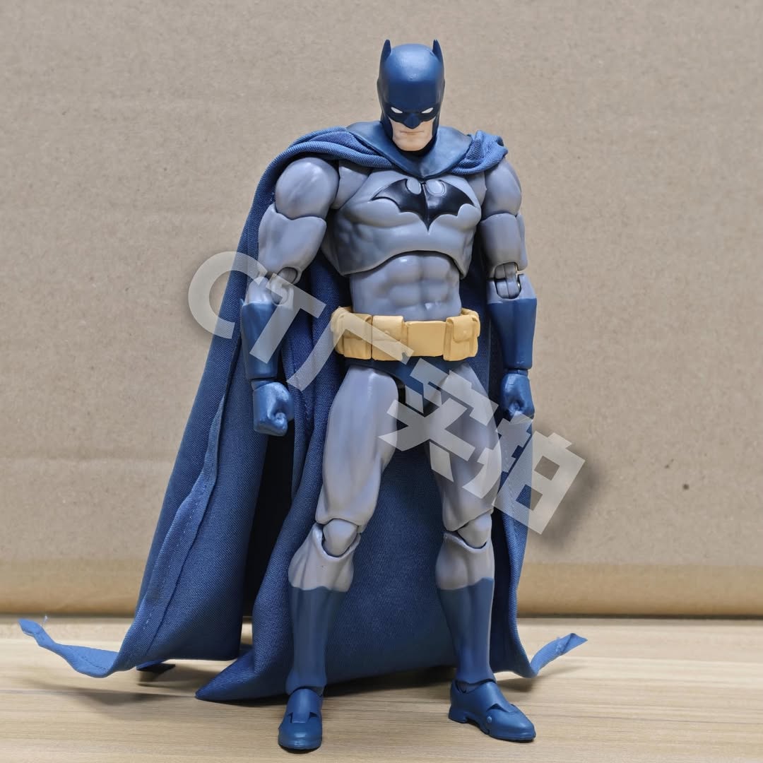 (Nov Release) CT Toys
No.l05 Hush Batman
Blue Ver. Action Figure