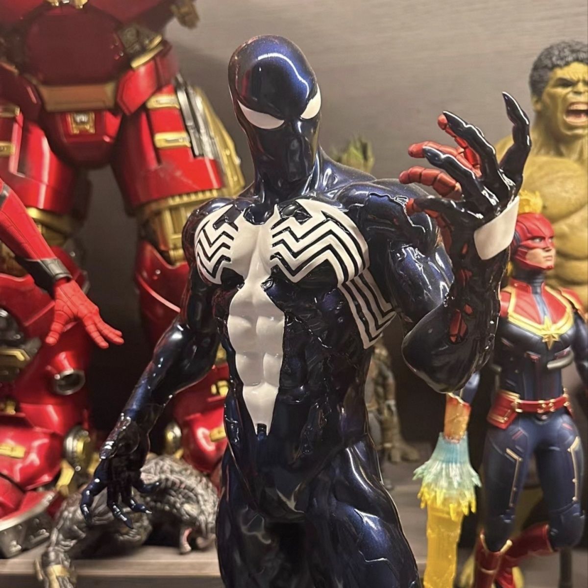 The Symbiote Spider-Man Statue | Kawaii Katta | 1/3rd Scale Statue