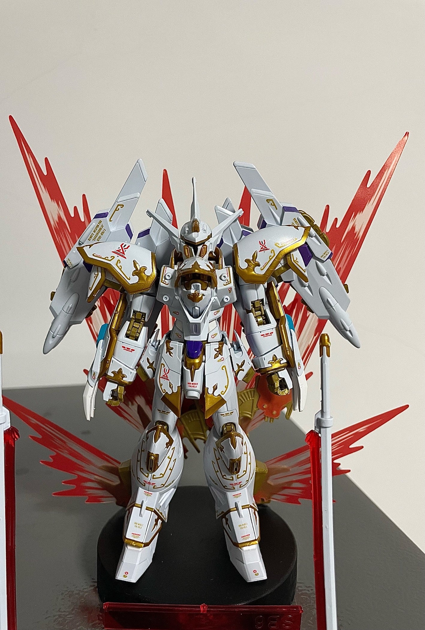 HG Black Knight Squad Cal-re.A With Wings Of Light | Generic | 1/144