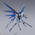 ZGMF-X10A Freedom Gundam Ver. 2.0 (8802) | Daban Model | 1/100 Scale Model Kit