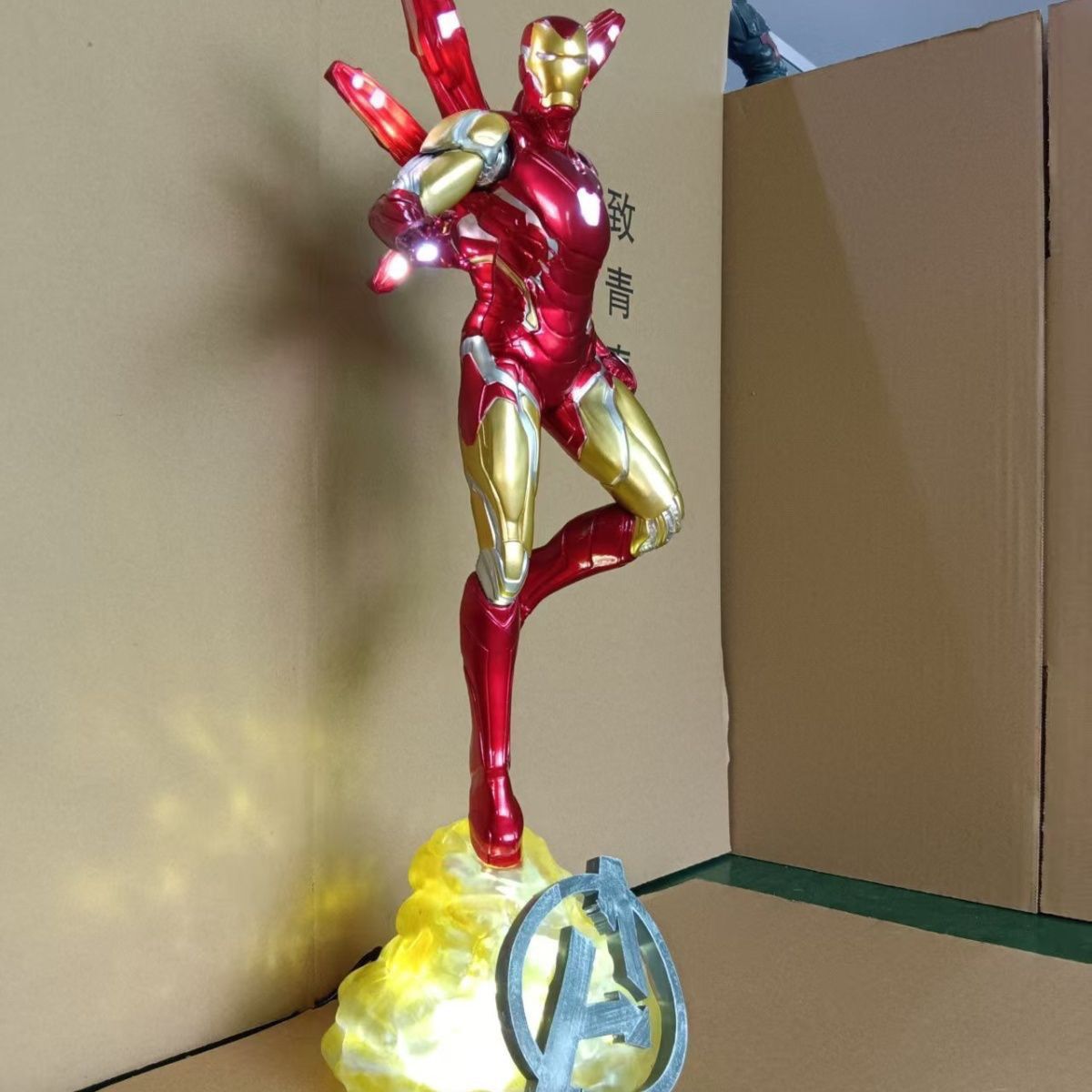 Iron Man MK 85. Statue {With Lights} (45Cm) | Marvel Cinematic Universe