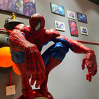 Spiderman With Cap's Shield - Age Of Ultron Saga Statue (45Cm) | Marvel Comics